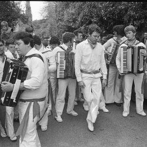 Old Oss party and musicians