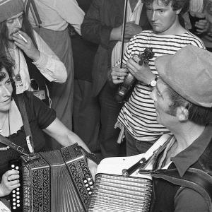 Merrymakers musicians in pub
