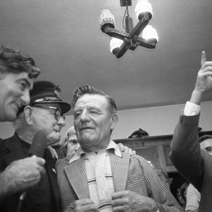 People singing in The Ship pub