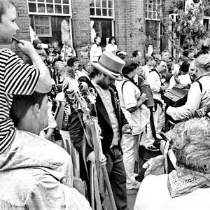 Master of Ceremonies at 10 O'Clock