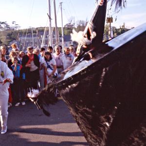 Old Oss being teased on the harbour