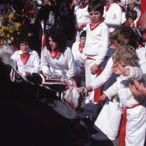 Children's Clucky w Old Oss