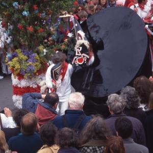 Old Oss being teased under maypole 