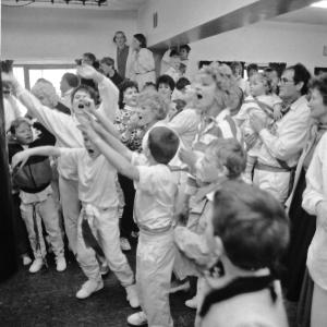 kids shouting at oss