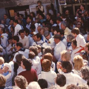 Blue Ribbon crowd