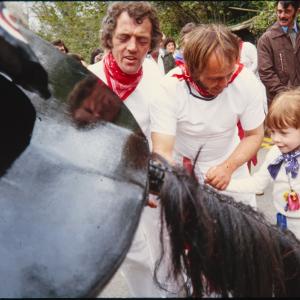 Child stroking Old Oss