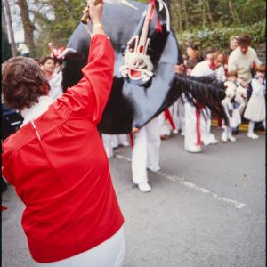 Old Oss being teased in road