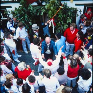 Old Oss 10'Clock procession outside The Golden Lion