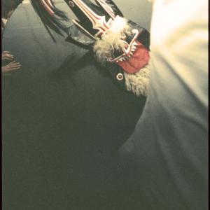 Blue Ribbon, obscured by teaser's body