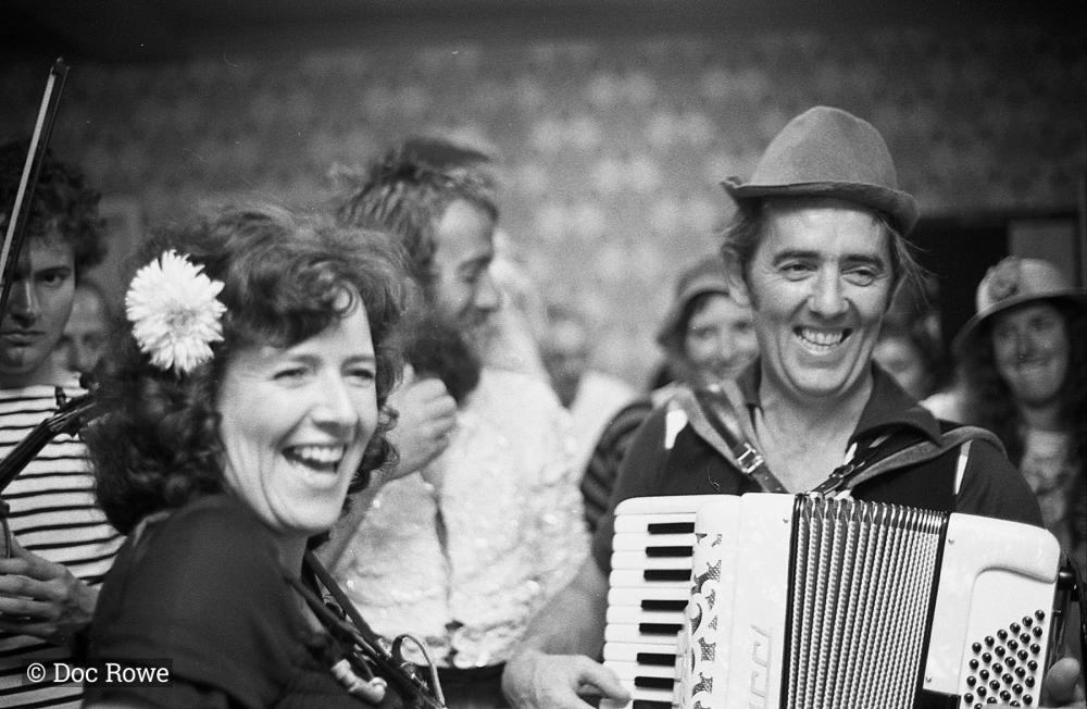 Merrymakers musicians in pub