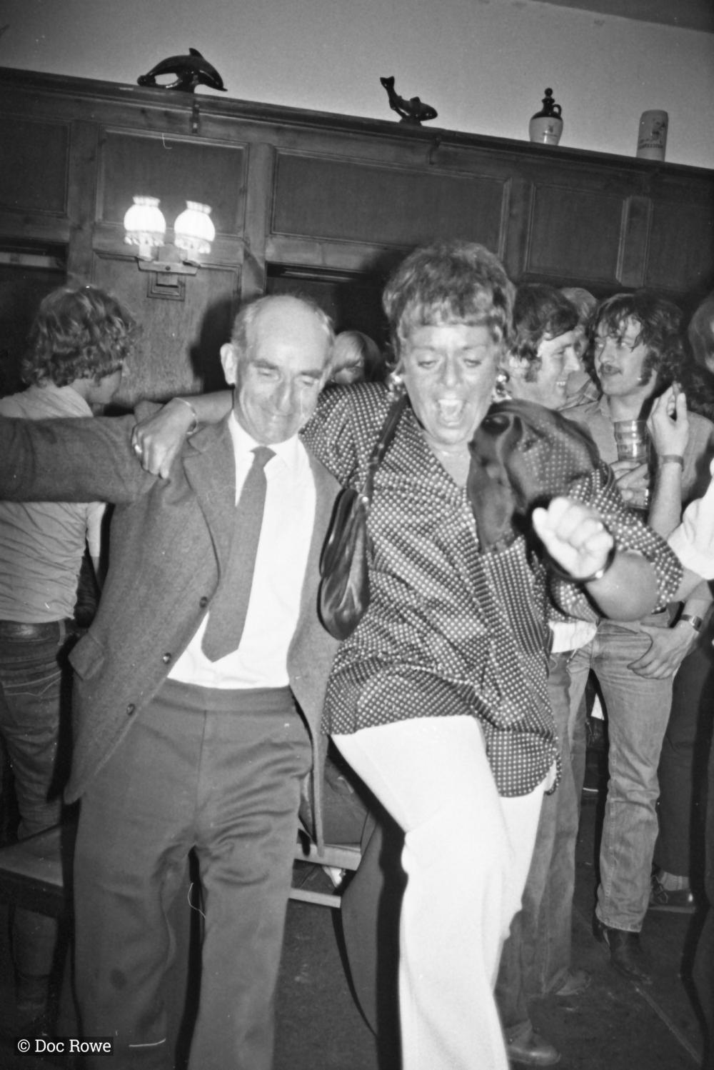 Dancing in The Ship pub