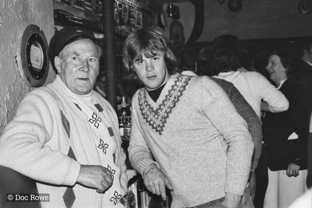 men in pub