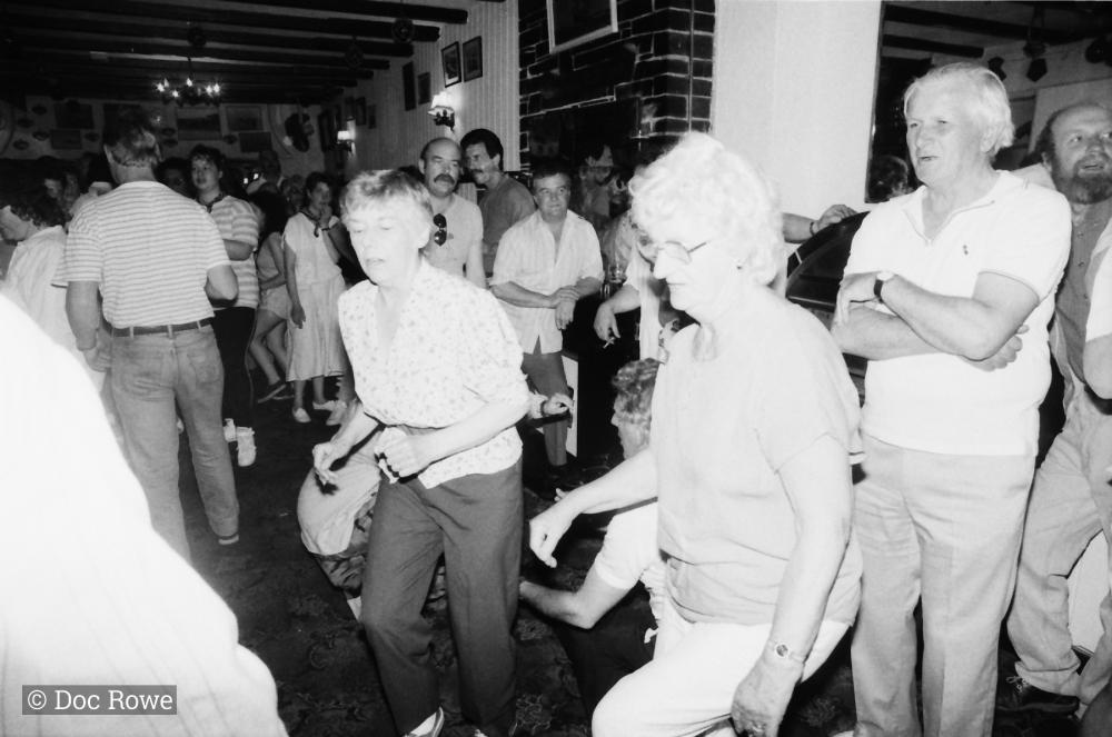 people dancing
