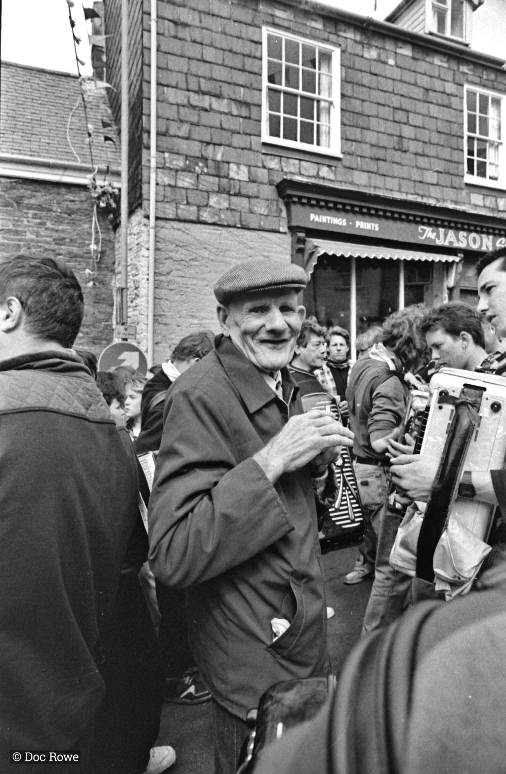 harmonica player