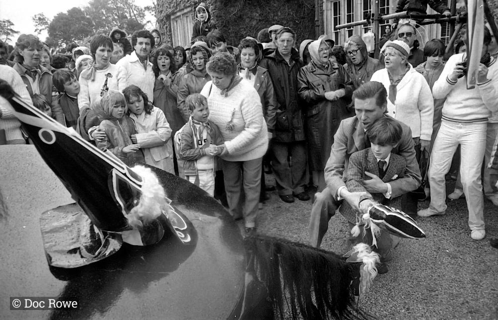 Old Oss clucky at Prideaux Place