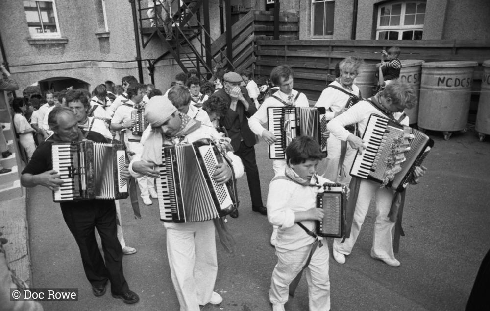 accordion players