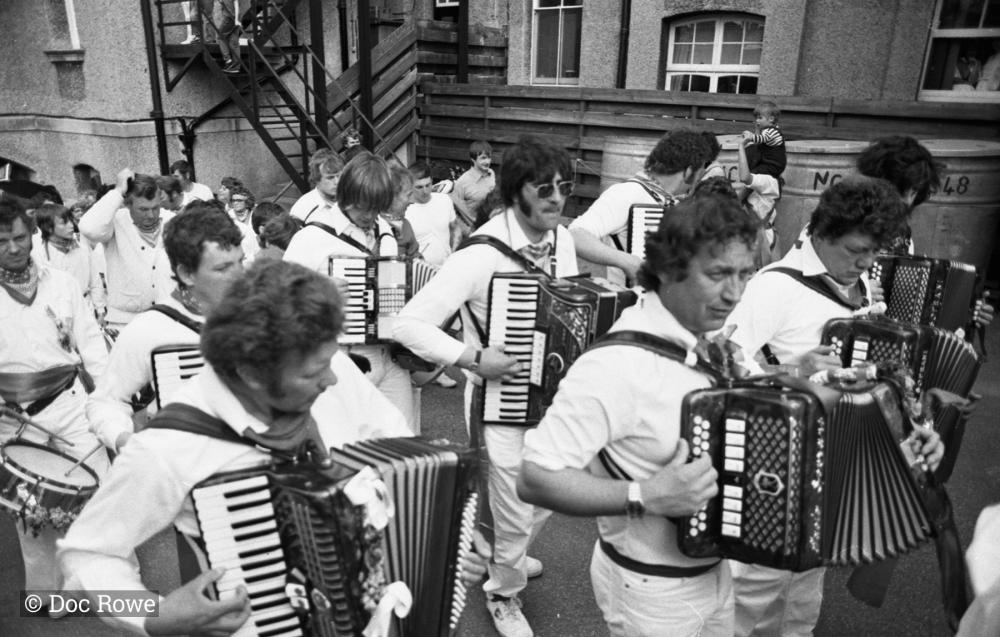 accordion players