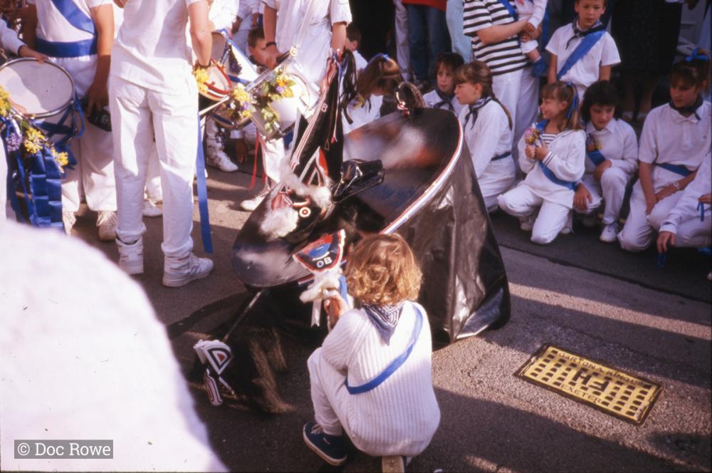Children's Oss Clucky