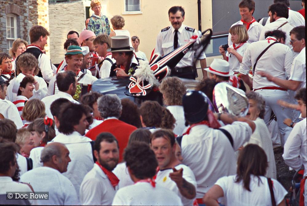 Old Oss amongst crowd