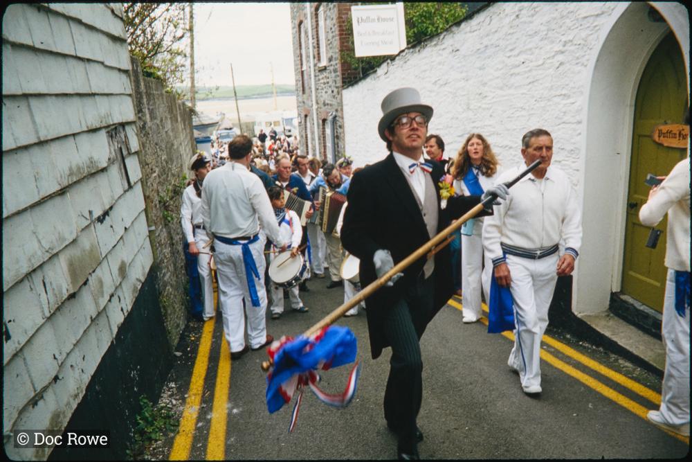 Blue Ribbon Master of Ceremonies leading procession 