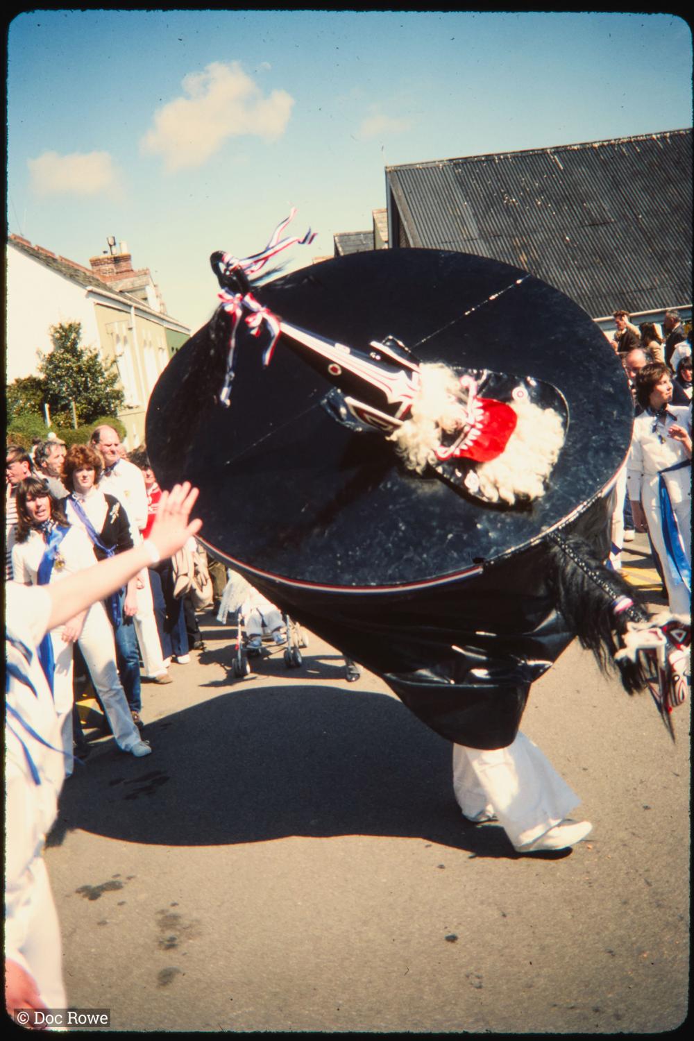 Blue Ribbon Oss dancing in road