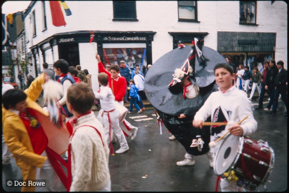 Children's Oss procession in the rain