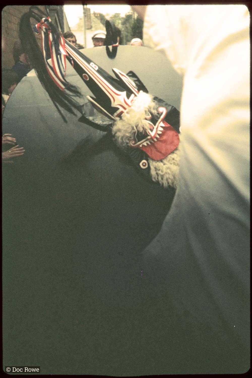Blue Ribbon, obscured by teaser's body