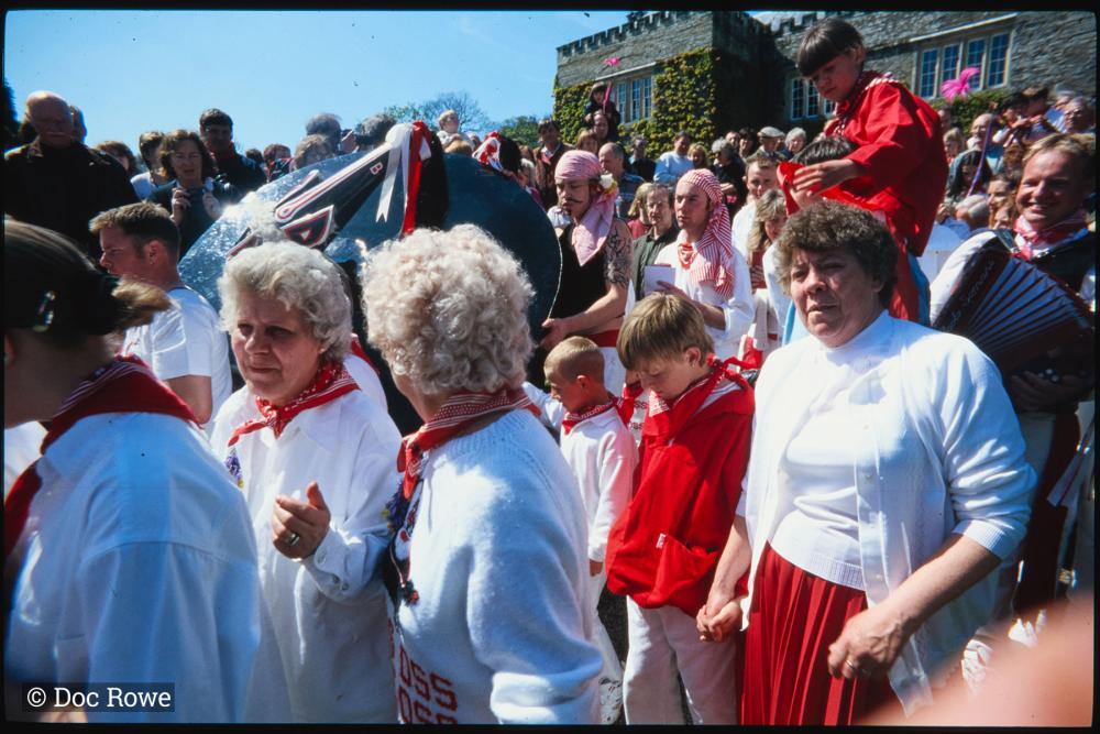Old Oss party outside Prideaux Place house